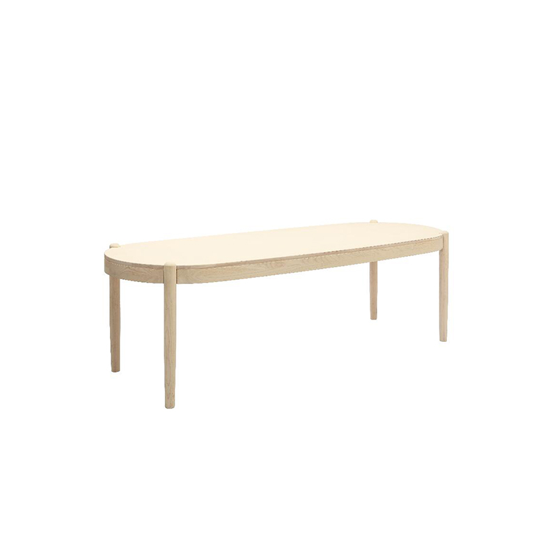 Oval familie spisebord i tre